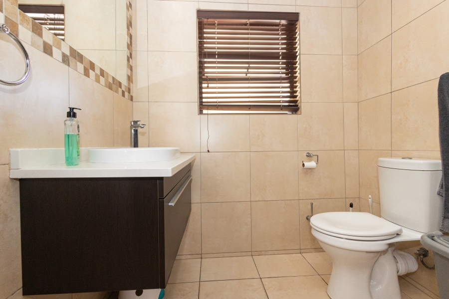 4 Bedroom Property for Sale in Eversdal Western Cape